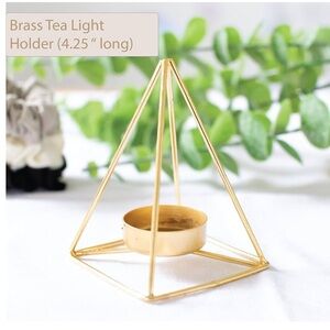 NWOT brass pyramid tea light holder